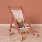 LITTLE DUTCH KOČIARIK PRE BÁBIKU KVETY A MOTÝLE – AKCIA - Hračky pre deti z e-shopu Naša Bublinka Martin | detský ...