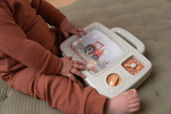 Little Dutch Hudobná televízia Farma