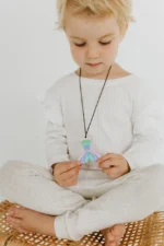 Upokojujúci prívesok Morská víla Pastel Jellystone Designs – Hračky na rozvíjanie zmyslov pre deti z e-shopu Naša...