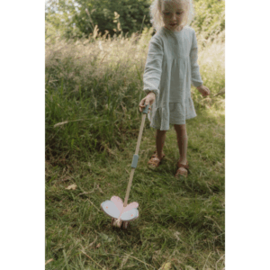 Little Dutch Motýlik na tyči Fairy Garden – Hračky od 0 do 3 rokov pre deti z e-shopu Naša Bublinka Martin | detský...
