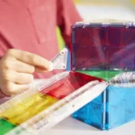 Magna Tiles Magnetická stavebnica Rail Racers 33 dielov – Hračky od 3 do 6 rokov pre deti z e-shopu Naša Bublinka Mar...
