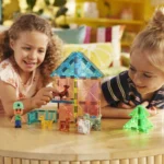 Magna Tiles Magnetická stavebnica Puppy Park 27 dielov – Hračky od 3 do 6 rokov pre deti z e-shopu Naša Bublinka Mart...