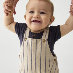 Minymo Krátke nohavice na traky White Pepper – Dojčenské nohavice a pančuchy pre deti z e-shopu Naša Bublinka Marti...