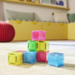 Magna Tiles Magnetická stavebnica microMAGS Cubes 9 dielov – Hračky pre deti z e-shopu Naša Bublinka Martin | detský obchod s oblečením, obuvou, hračkami a doplnkami