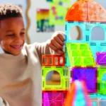 Magna Tiles Magnetická stavebnica City Center 110 dielov – Hračky pre deti z e-shopu Naša Bublinka Martin | detský o...