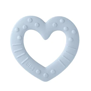 BIBS Hryzadlo Heart Baby Blue Baby Bitie – Hračky pre deti z e-shopu Naša Bublinka Martin | detský obchod s oblečením, obuvou, hračkami a doplnkami