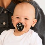 BIBS STUDIO Colour Polka cumlíky z prírodného kaučuku 2 ks Ivory/Black – BIBS Colour pre deti z e-shopu Naša Bublin...